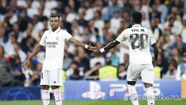 罗马诺:不知皇马是否和凯恩谈过 热刺会尽力和他续约 罗马诺:不知皇马是否和凯恩谈过 热刺会尽力和他续约